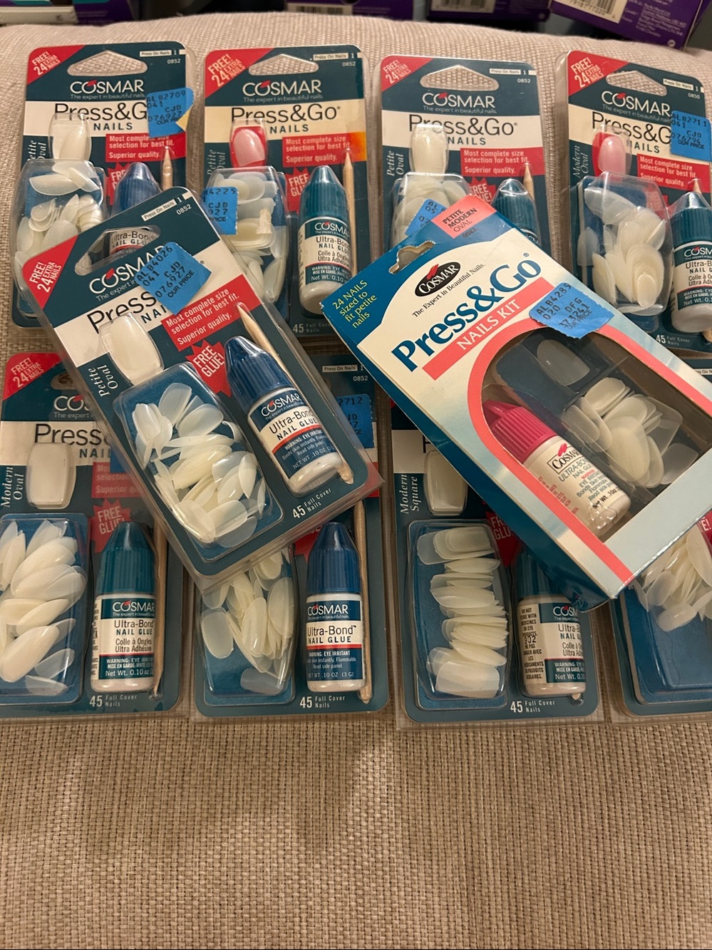 LOT of  10 new  45 Nails Each COSMAR Press & Go Petite Oval Nails 0852 -0850-085